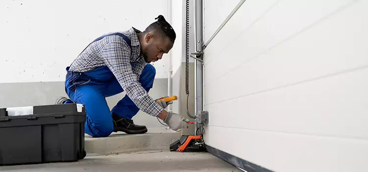 Expert Solutions for Every Garage Lock Need in Orlando, FL